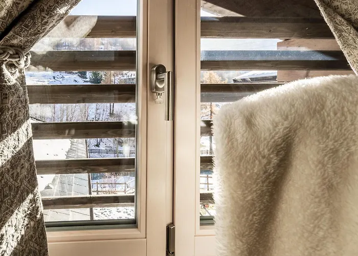 Hellochalet - Piccolo Giglio Chalet